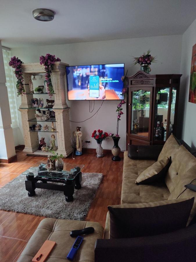 Noras Homestay Laureles Medellin Exterior photo