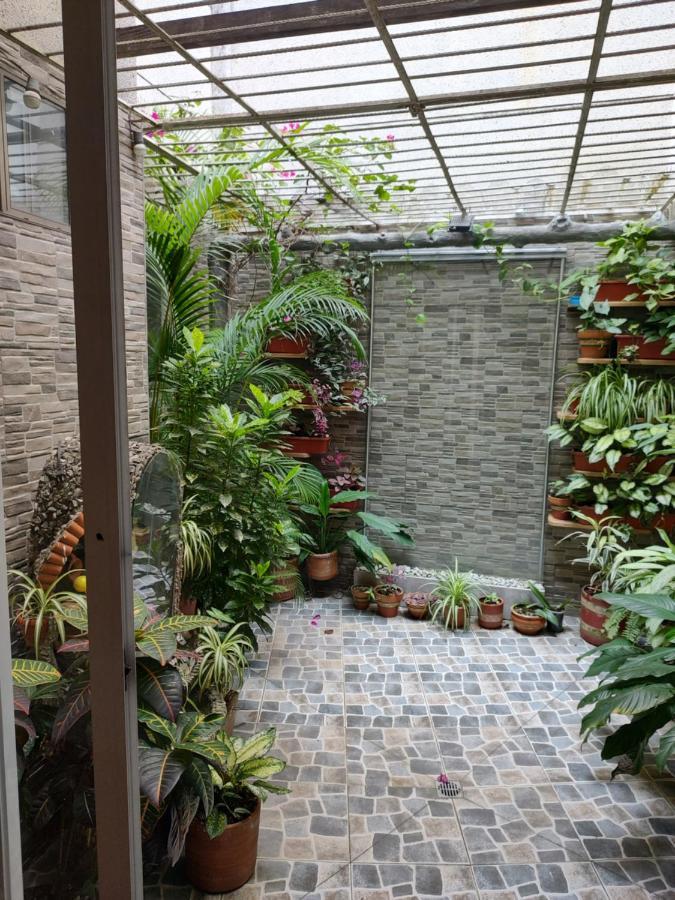 Noras Homestay Laureles Medellin Exterior photo