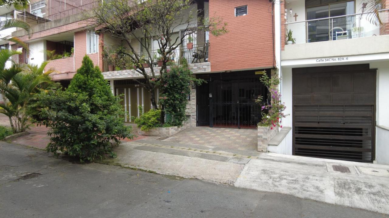 Noras Homestay Laureles Medellin Exterior photo