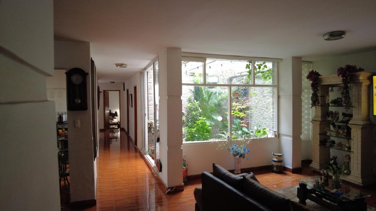 Noras Homestay Laureles Medellin Exterior photo