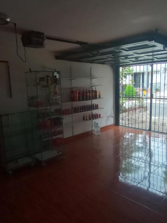 Noras Homestay Laureles Medellin Exterior photo