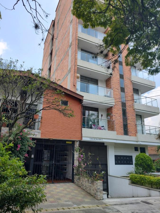 Noras Homestay Laureles Medellin Exterior photo